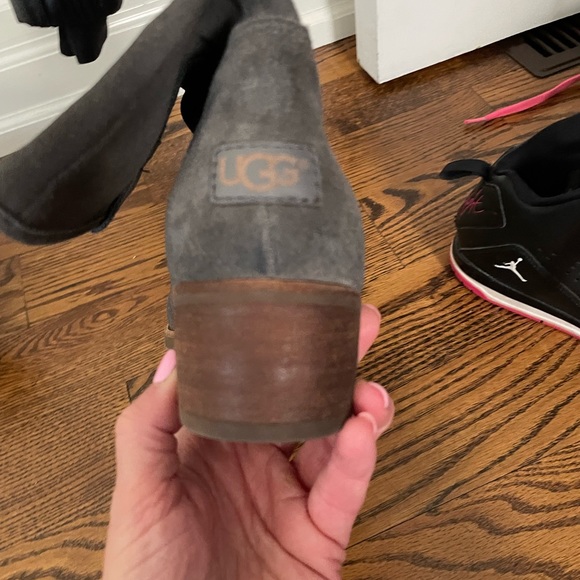 Ugg suede boots 7.5 shearling insole never worn - Picture 4 of 5